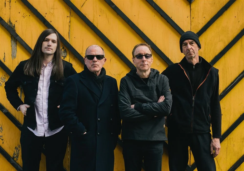 Les 40 ans de Wire avec Silver/Lead