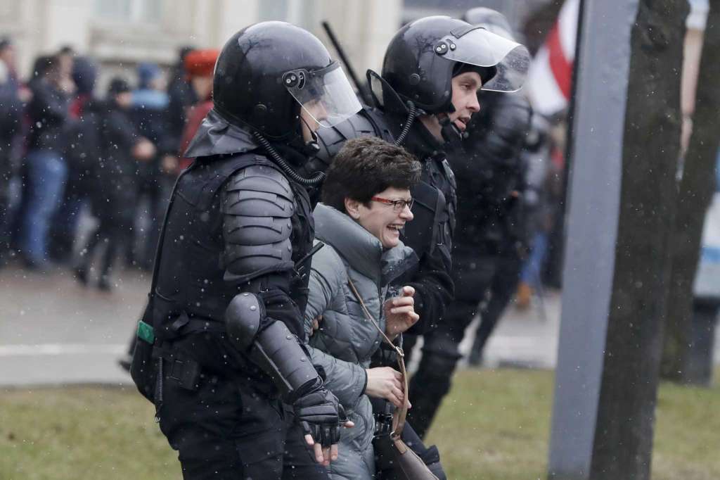 La Biélorussie debout contre la loi sur le "parasitisme social" du dictateur Lukachenko