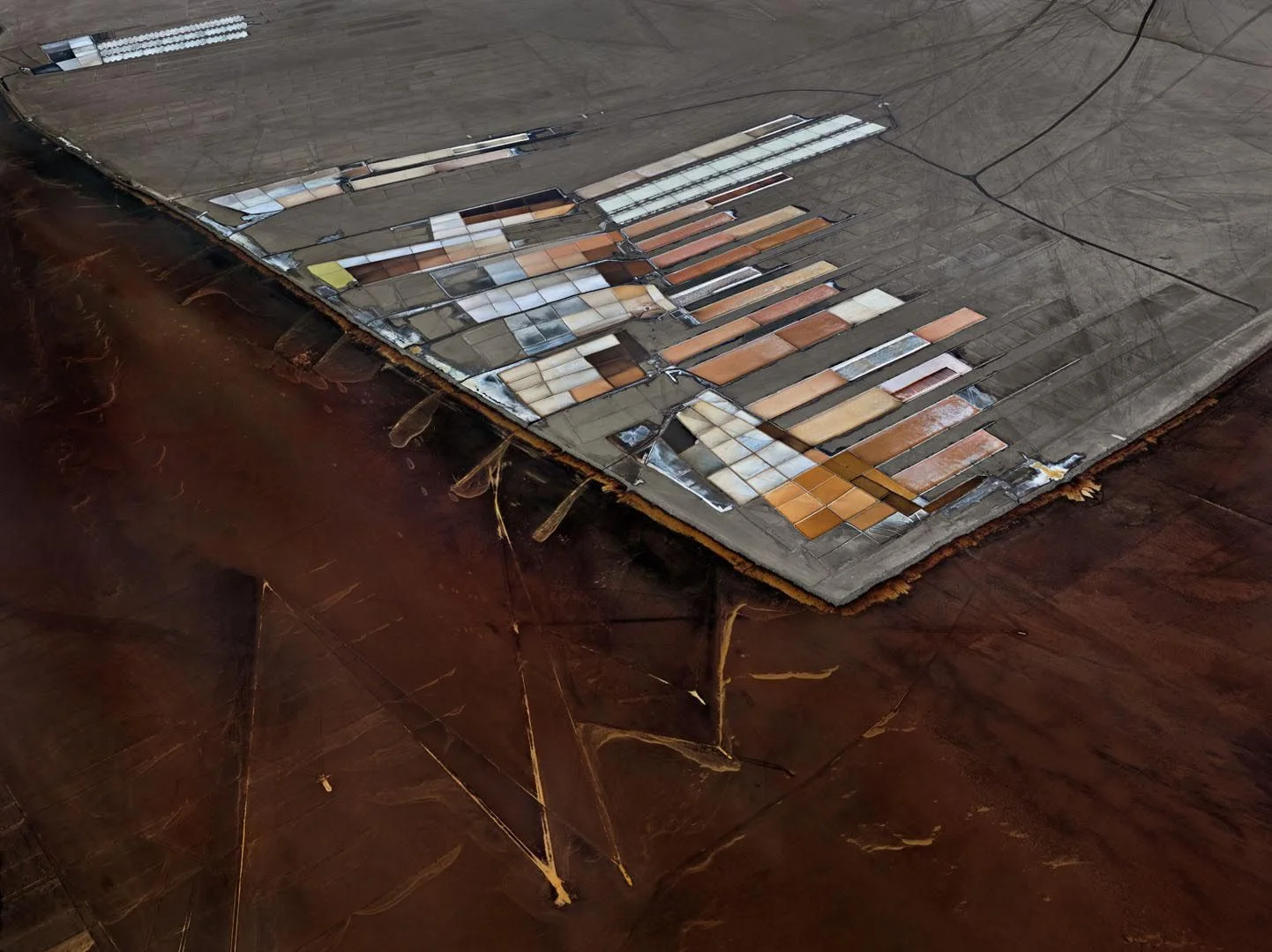 Salt Pan #20. Little Rann of Kutch, Gujarat, India, 2016. © Edward Burtynsky