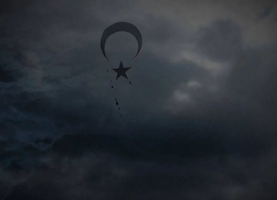 Le ciel de Turquie s'est assombri de menaces et de mauvais présages, par Tieri Briet