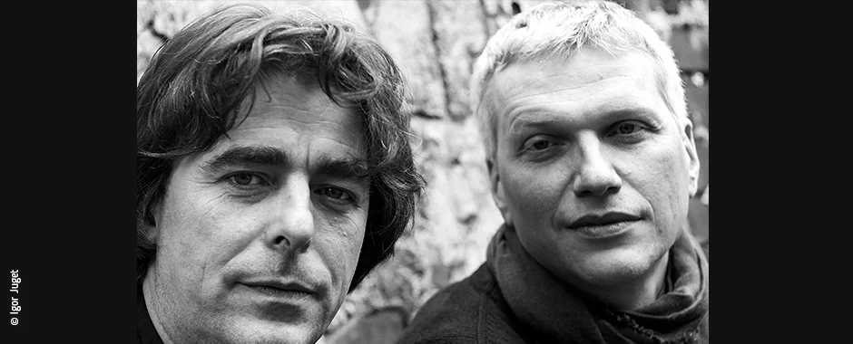 Plug & Pray : un pas de deux à quatre mains 