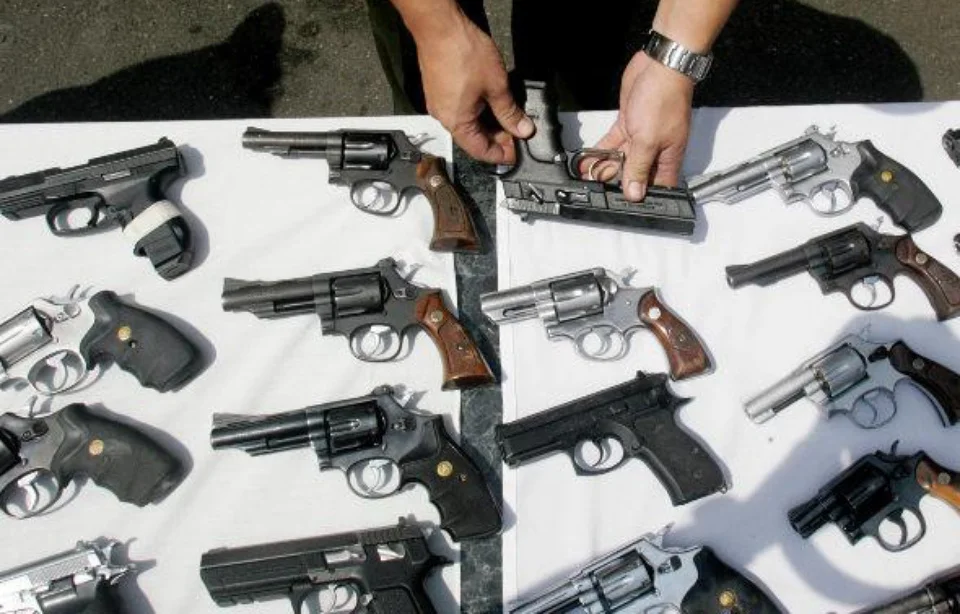 Il est temps de prendre conscience de la violence de l’ultra droite 