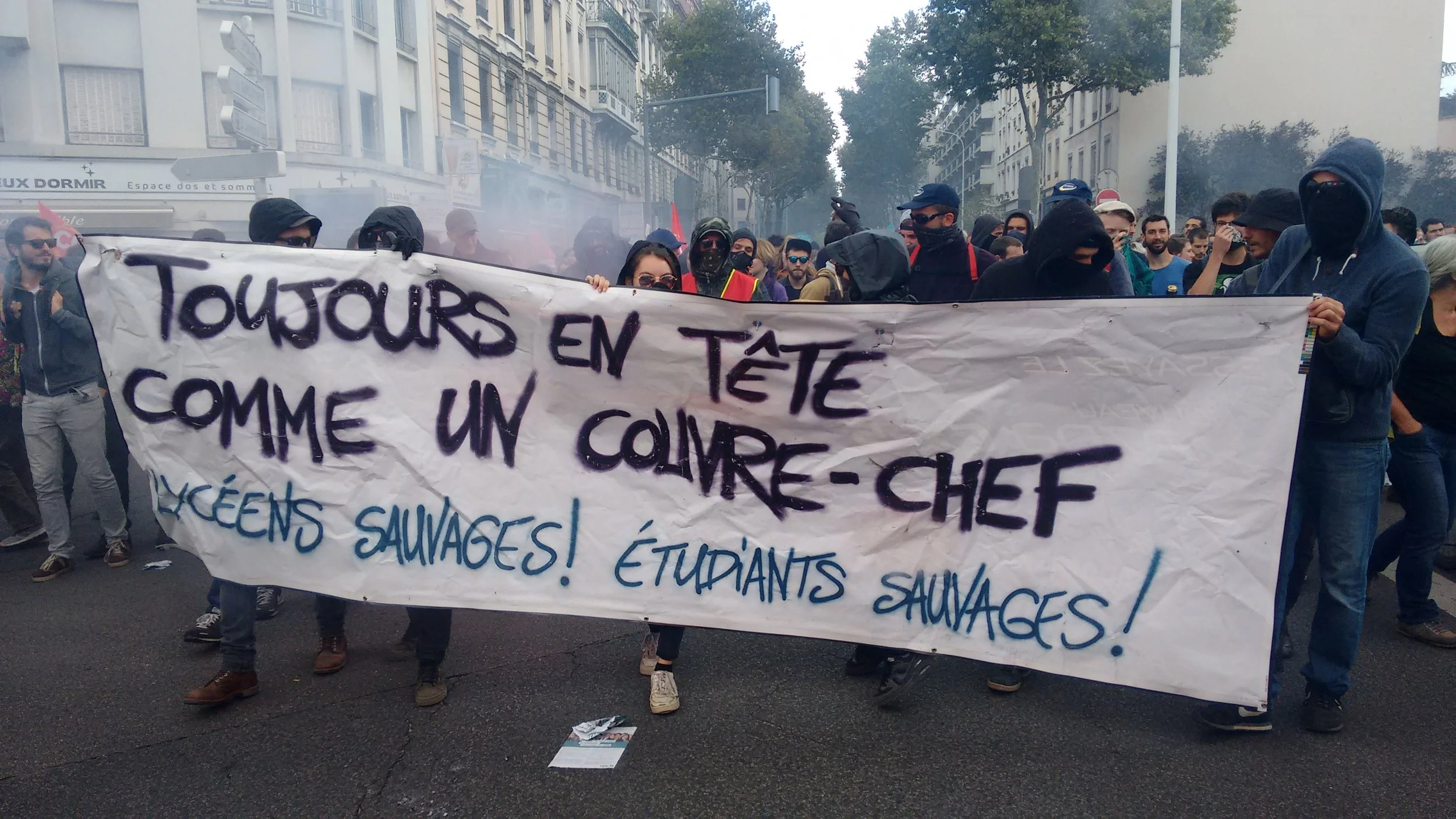 Tribune : au nom de la loi antiterroriste, la police a censuré deux médias libres