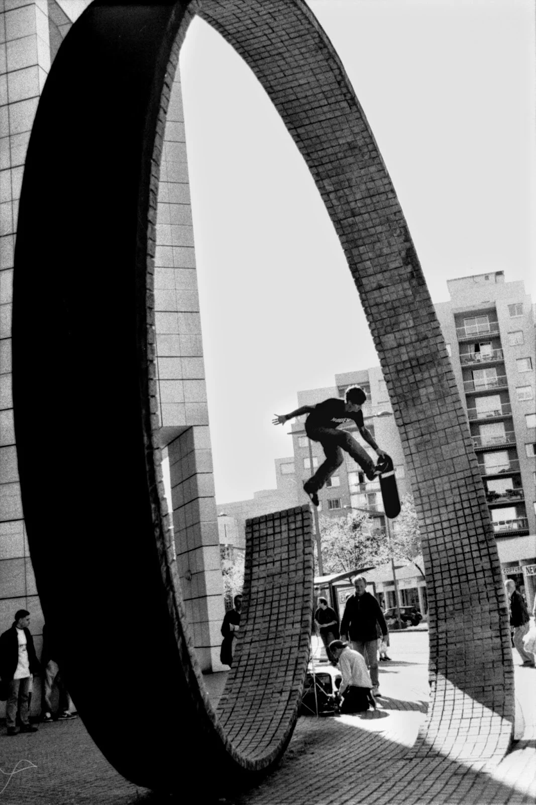 Avec Raphaël Zarka, l'art fait la planche 