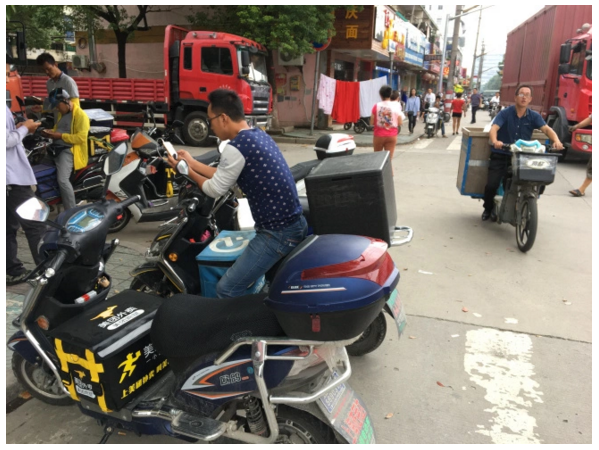 Shanghai est un livreur en sursis, par Eric Schulthess