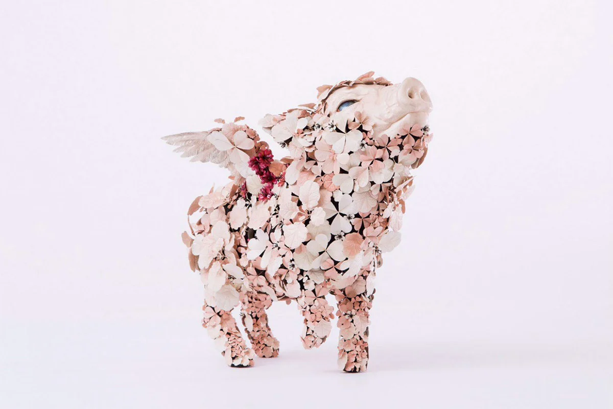 Les fleurs de métal animalières de Taiichiro Yoshida