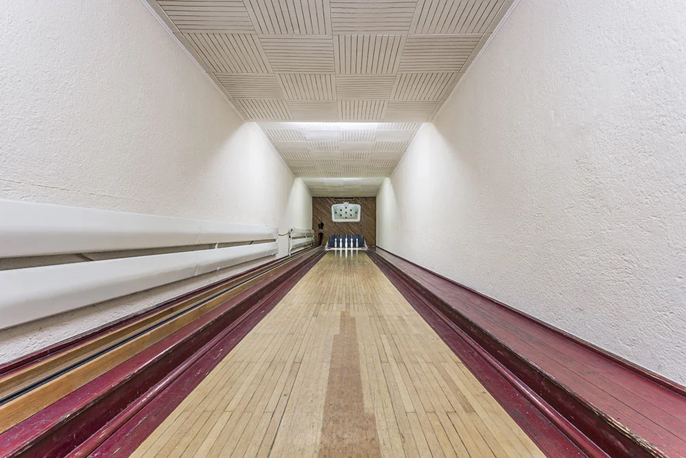 un-demi-siecle-de-pistes-de-bowling-allemandes-par-Robert-Gotzfried-7.jpg