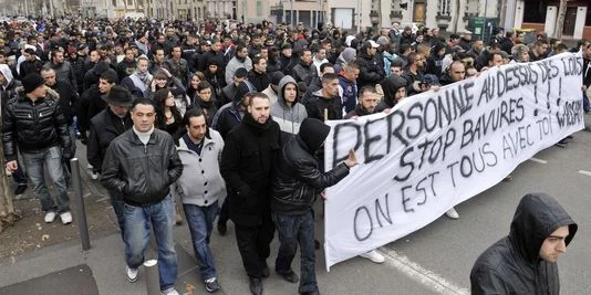 Un rassemblement en hommage à Wissam El Yamni interdit sous la pression des syndicats policiers