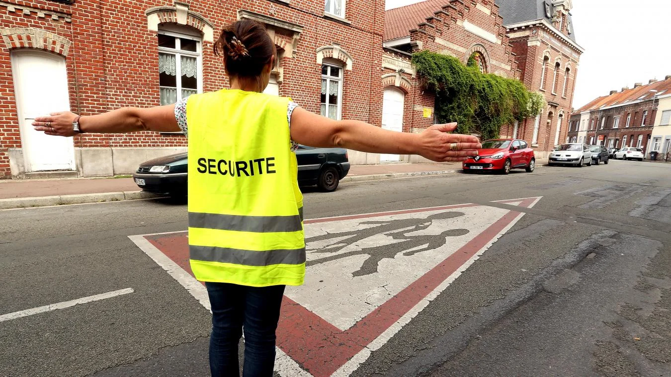 La véritable raison de la suppression des contrats aidés 