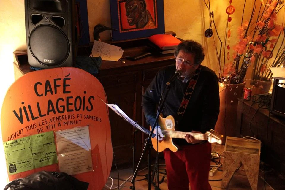 Au Maquis.jpg