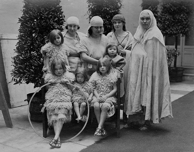 La Villa Vassilieff met un coup de projo sur l'Akademia de Raymond Duncan, frère d'Isadora