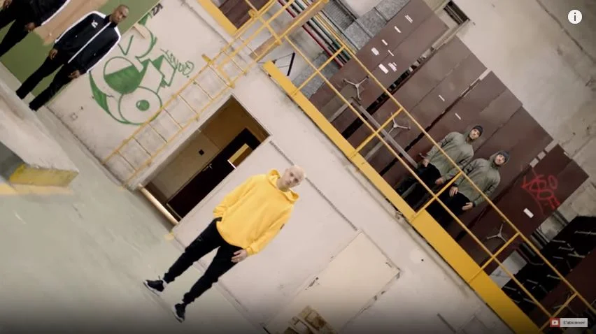 Surveillance vidéo # 17 : PLK - Pas les mêmes