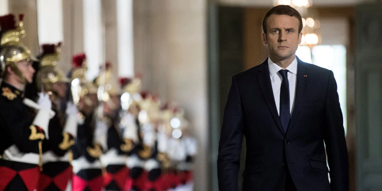 A-Versailles-Macron-se-mue-en-VRP-pour-convaincre-les-grands-patrons-etrangers-d-investir.jpg