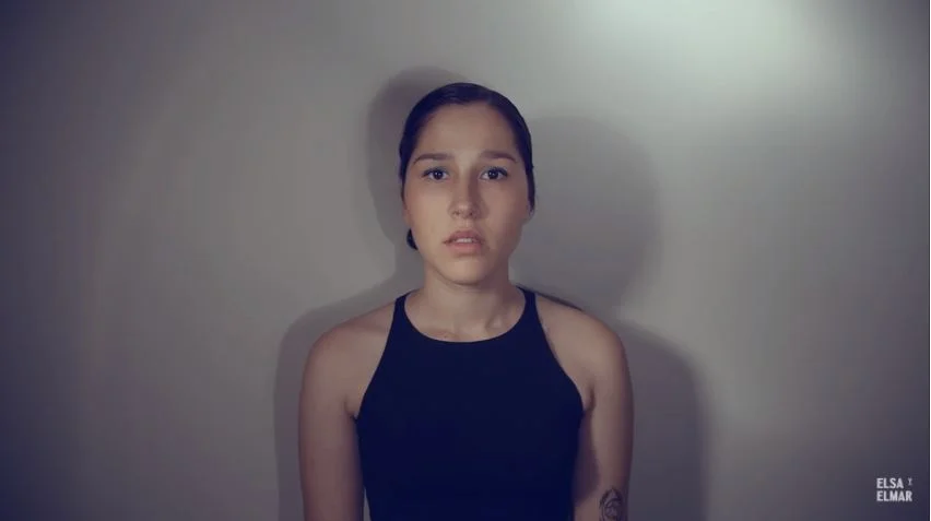 Intermède vidéo # Elsa y Elmar : Decir Que No