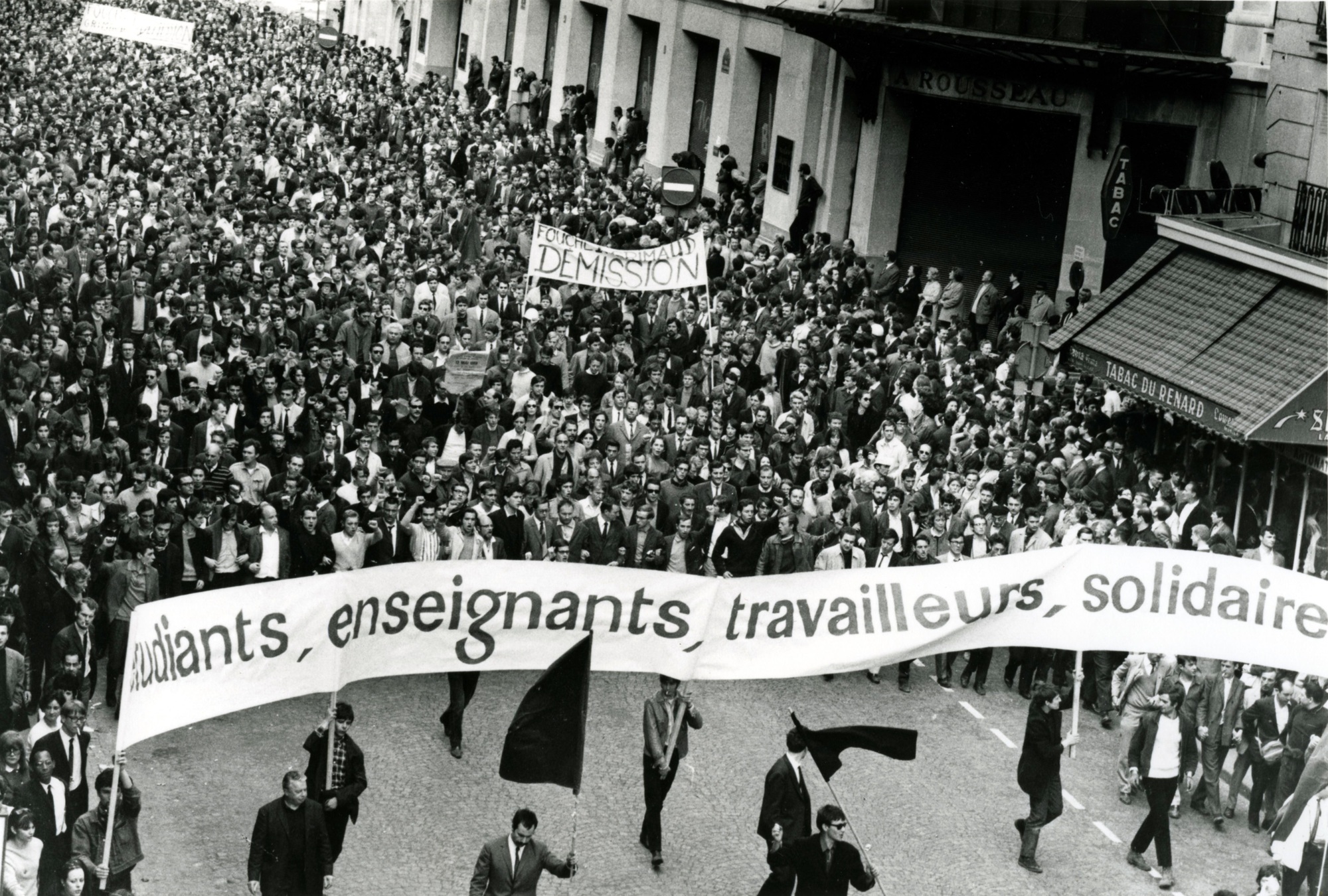 Les pavés de l'écran : le cinéma de Mai 68 