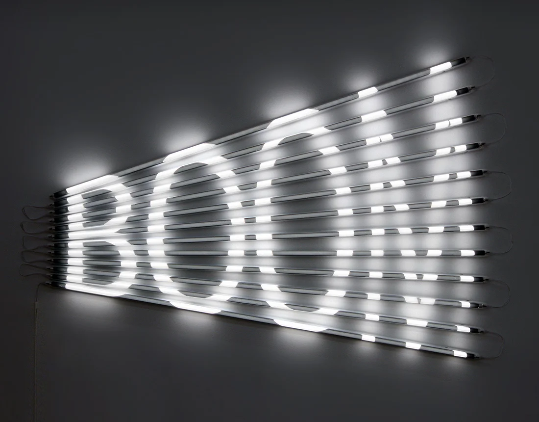 Avec James Clar, la sculpture devient couleur et lumière