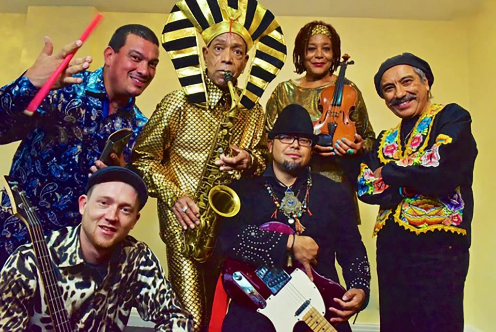 Idris Ackamoor et ses pyramides font de plus en plus fort avec An Angel Fell