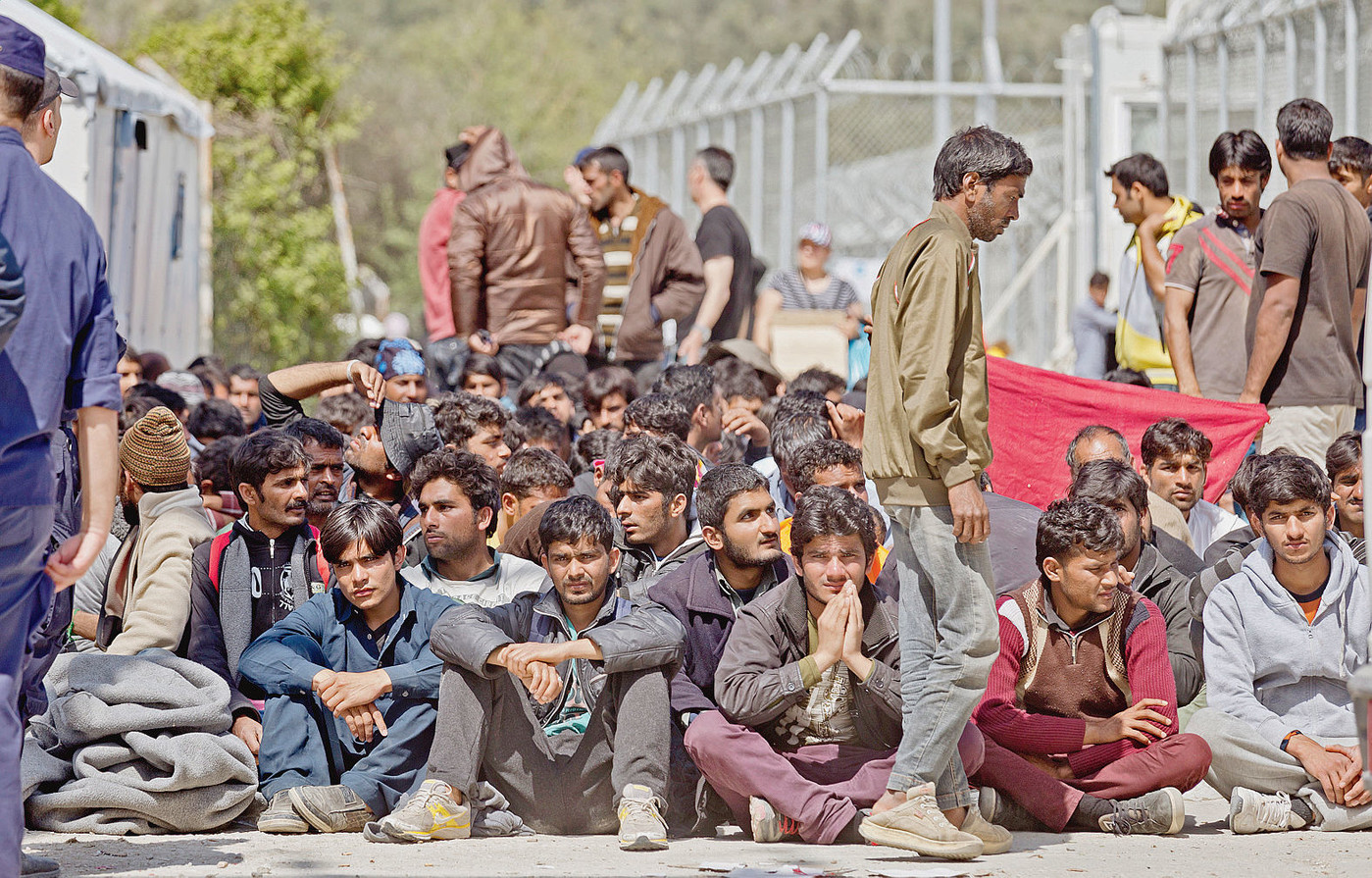 Le shopping d'asile ? Un avocat répond à la ministre Nathalie Loiseau depuis le camp de Moria à Lesbos