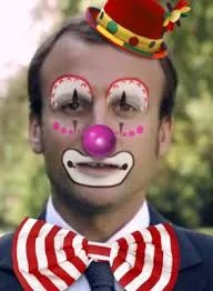Macron en clown Mac Donald's.