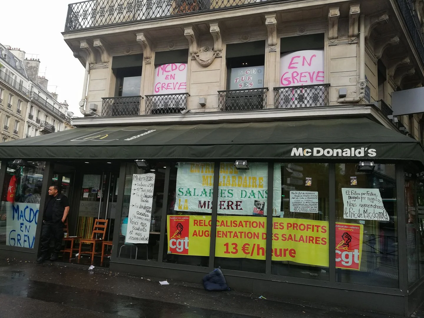 Non le mouvement social n'est pas mort ! Il est juste invisibilisé par les grands médias
