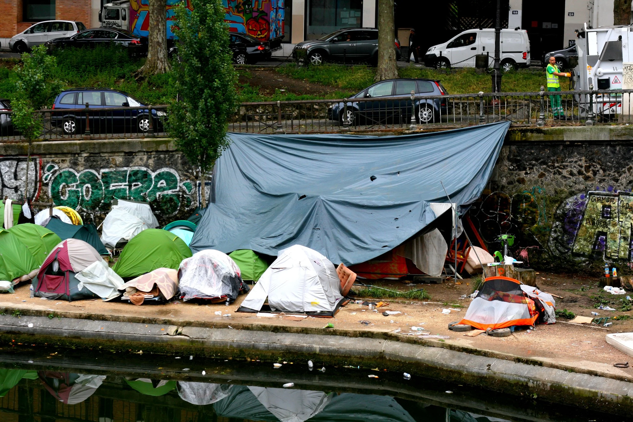 Campement du quai de Valmy, le 29 mai 2018. Photo Luis Torre-Iglesias.