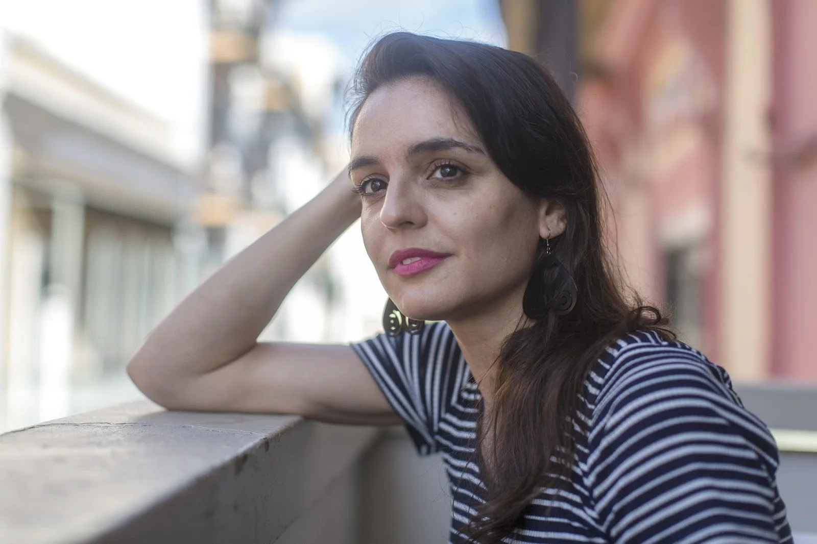 Des poussières intimes pour une fiction libératrice avec Ariadna Castellarnau