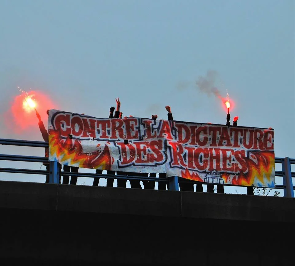 Sur un pont, à Nantes, samedi.