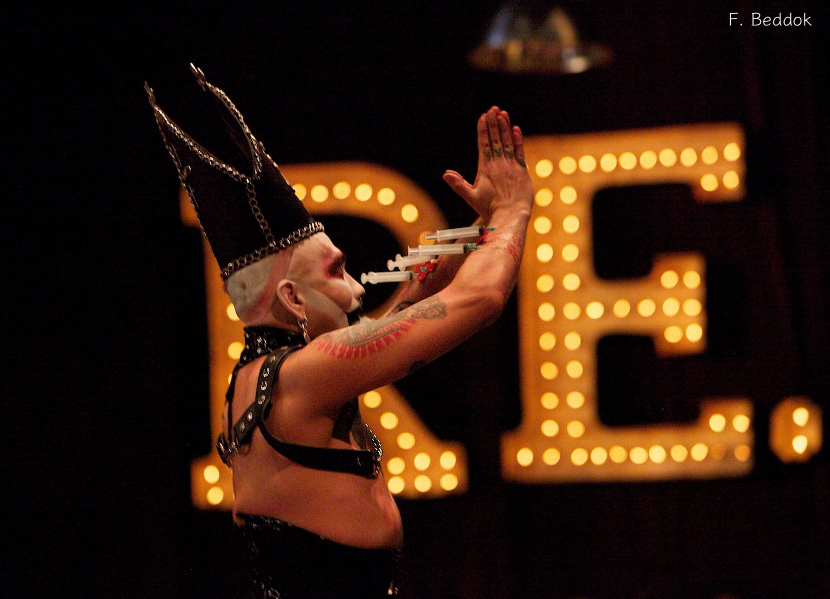 Le Cabaret Décadent, revue électrique N° 69