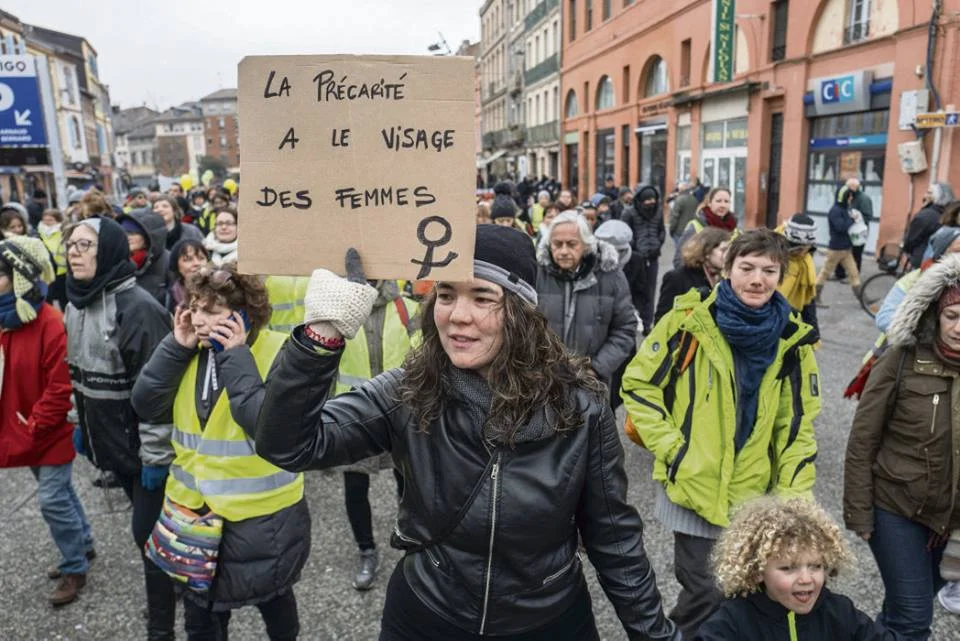 Les mères en jaune veulent être entendues