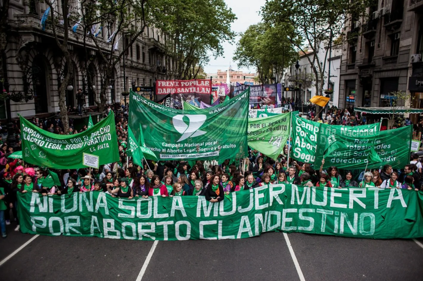 Avec les féministes argentines, contre la dictature de l'Église catholique, pour l'IVG !