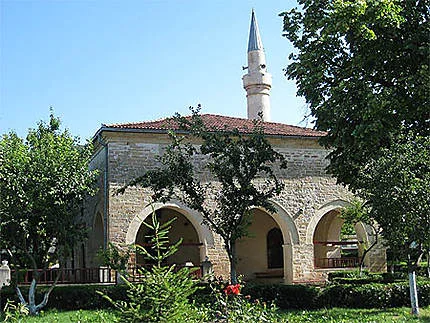 Babadag : la mosquée ® Normands / Le Routard