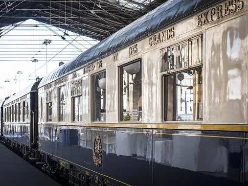 Sur la route de Babadag, L'appel au voyage de l'Orient intérieur par Andrzej Stasiuk