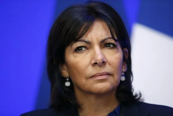 Paris Nord-Est, la Mairie promet le bâton et des carottes