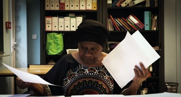 "Murs de Papiers" : sans aucun artifice, le film d'Olivier Cousin montre la longue bataille que les travailleurs sans papiers doivent endurer jusqu’à leur éventuelle régularisation