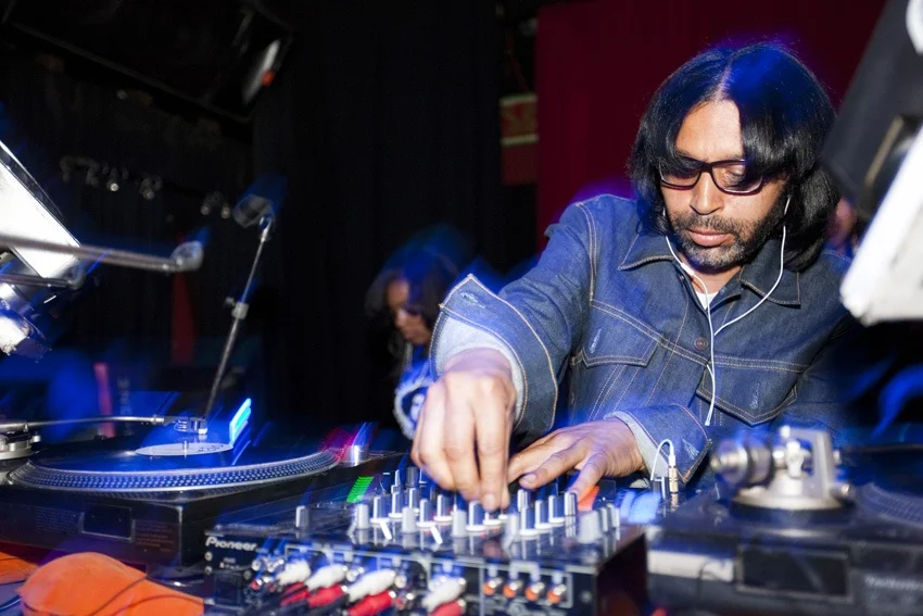 Le Sinner Moodymann est un pêcheur, mais un bon. Amen !