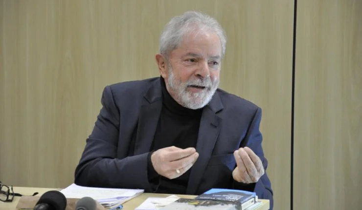 Interview exclusive de Lula depuis sa prison avec les journalistes Mauro Lopes, Paulo Moreira Leite et Pepe Escobar (1/3) 