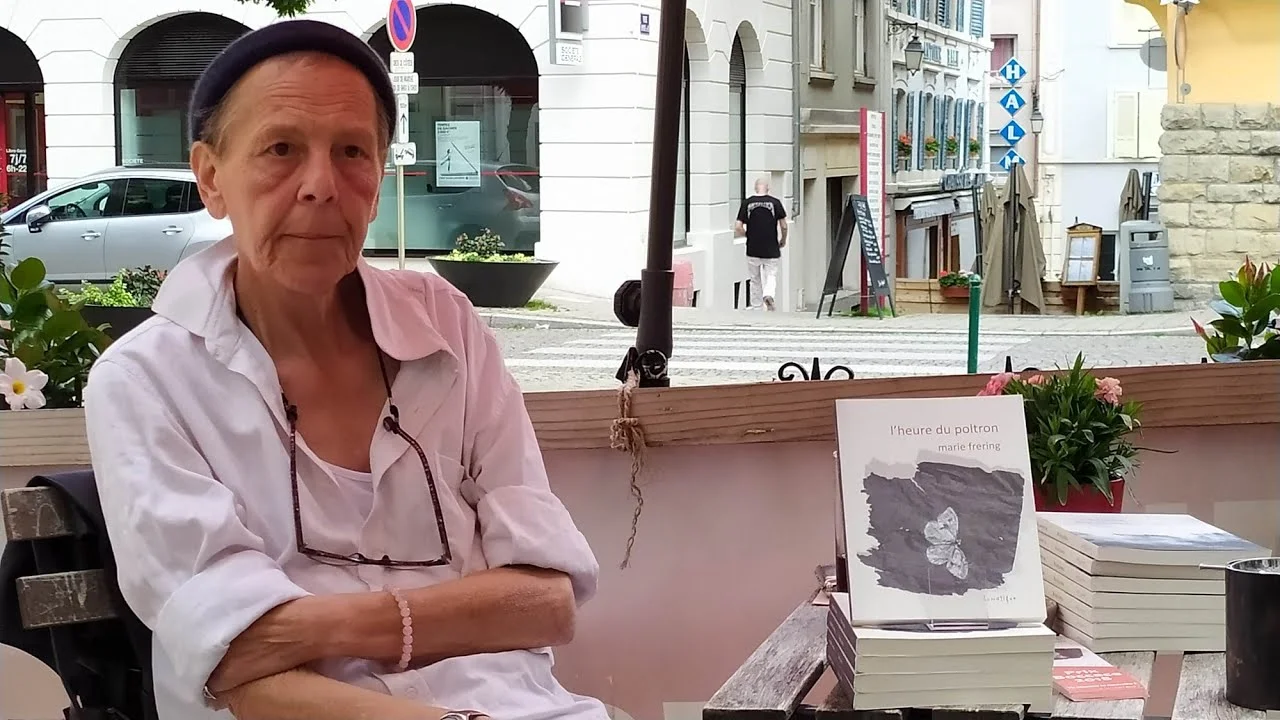 Calligraphie des destins discrets par Marie Frering