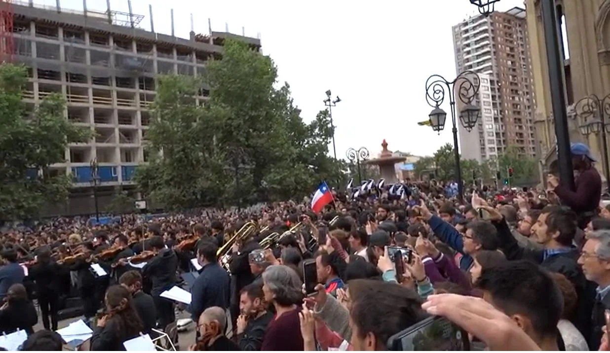 Un peuple désuni sera toujours vaincu. Ce qui perd le peuple français, sape sa force depuis 50 ans, c'est la lèpre du Front National.