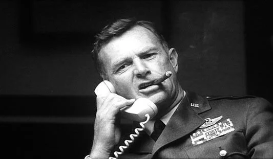 Sterling Hayden, la vie en pointillés par Philippe Garnier 
