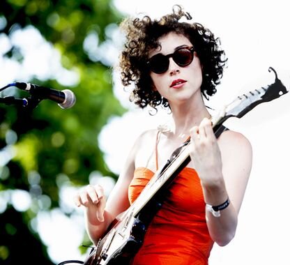 Quand Saint Vincent laisse les clés du camion Masseduction à Nina Kraviz…