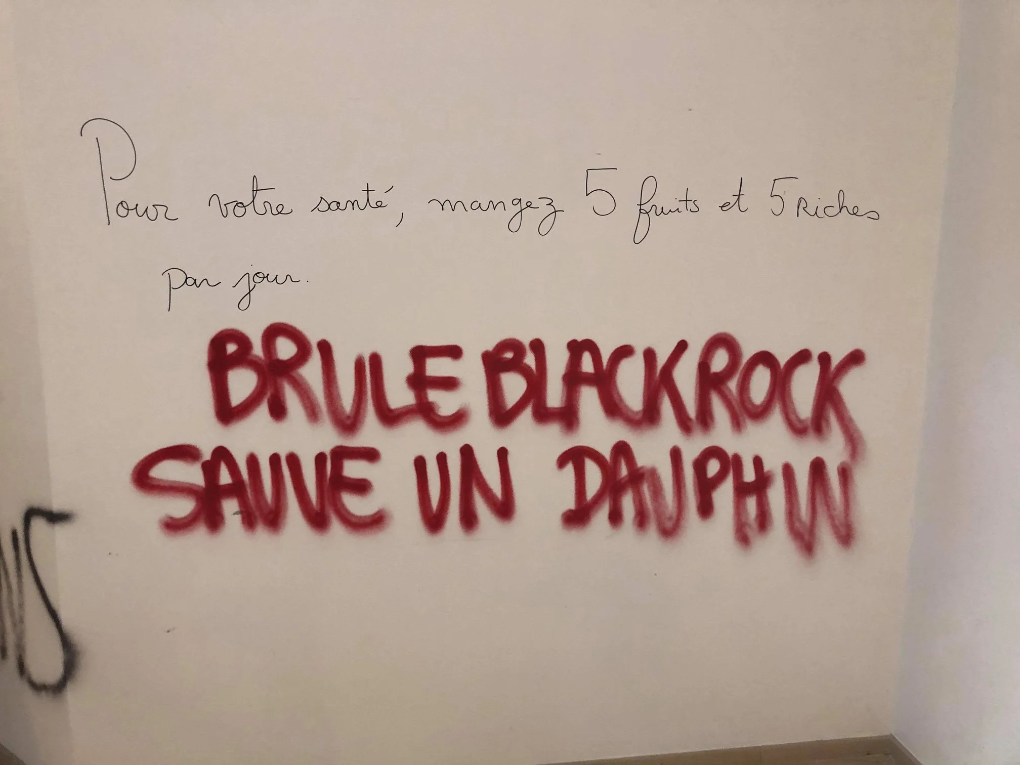 Opération coup de poing : le siège de la compagnie Black Rock a été envahi ce matin !