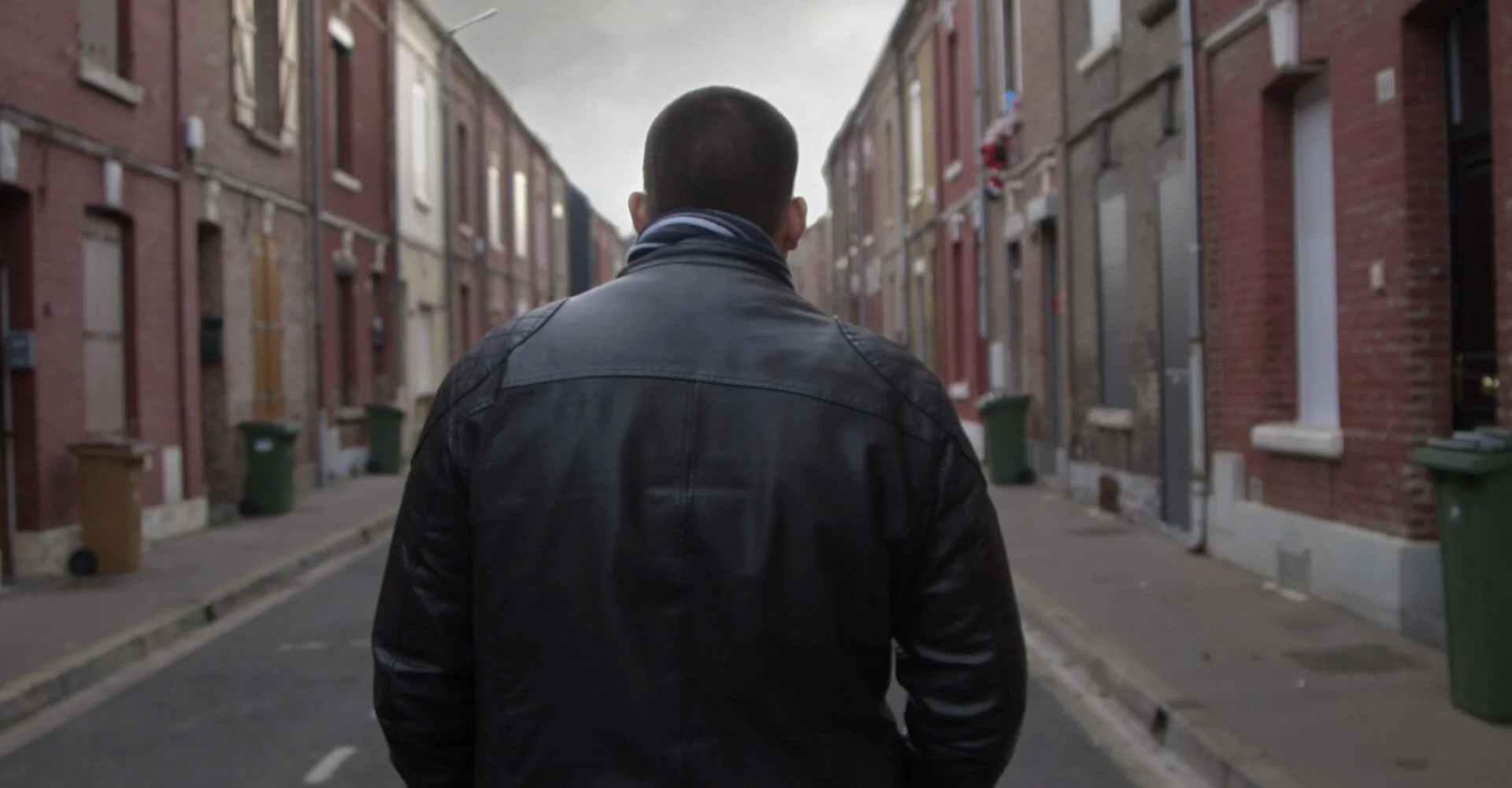 Rater l'extrême-droite. Une critique des films "La Cravate" et "Chez nous" sur le RN