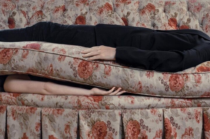 Pas con, mais vraiment torsion, les photos de Brooke Di Donato