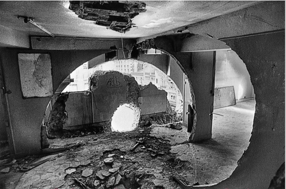 Gordon Matta-Clark, l'anarchitecte en action 