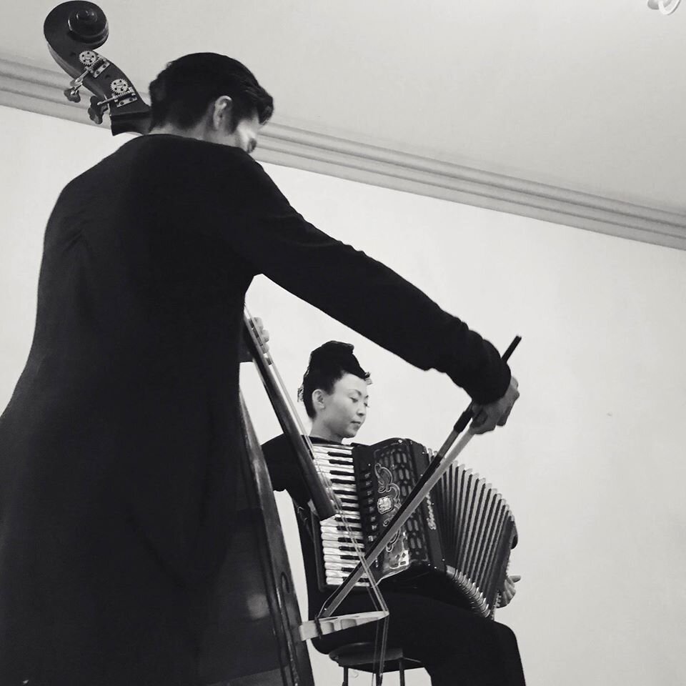 Passé sous le radar : Effluves de notes de Mama!milk, version tango new age