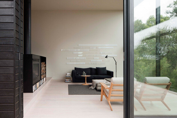 studiofour-7-tt-width-620-height-413-lazyload-0-crop-1-bgcolor-000000-except_gif-1 (1).jpg