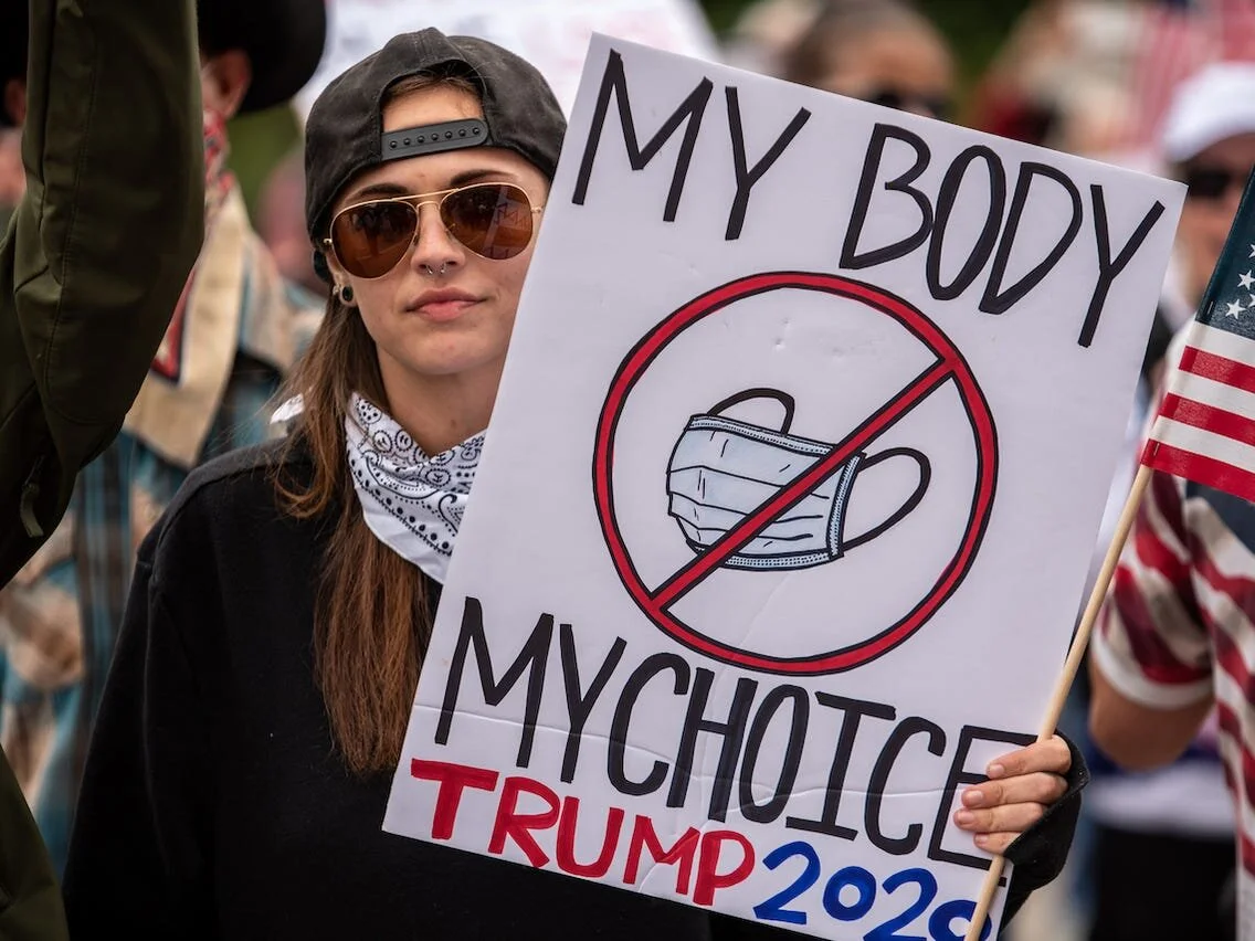 Mon corps, mon choix, Trump 2020. Les mêmes sont par ailleurs contre l’IVG. Mais pour la propagande, tout est bon.