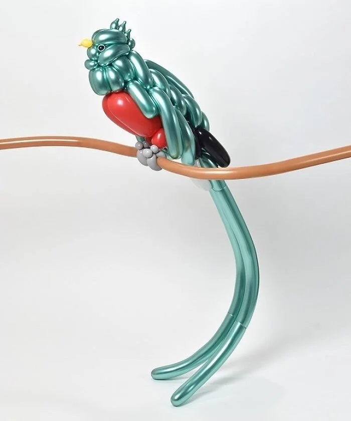 de-nouvelles-sculptures-d-animaux-en-ballons-de-baudruche-par-Masayoshi-Matsumoto-5-quetzal.jpg