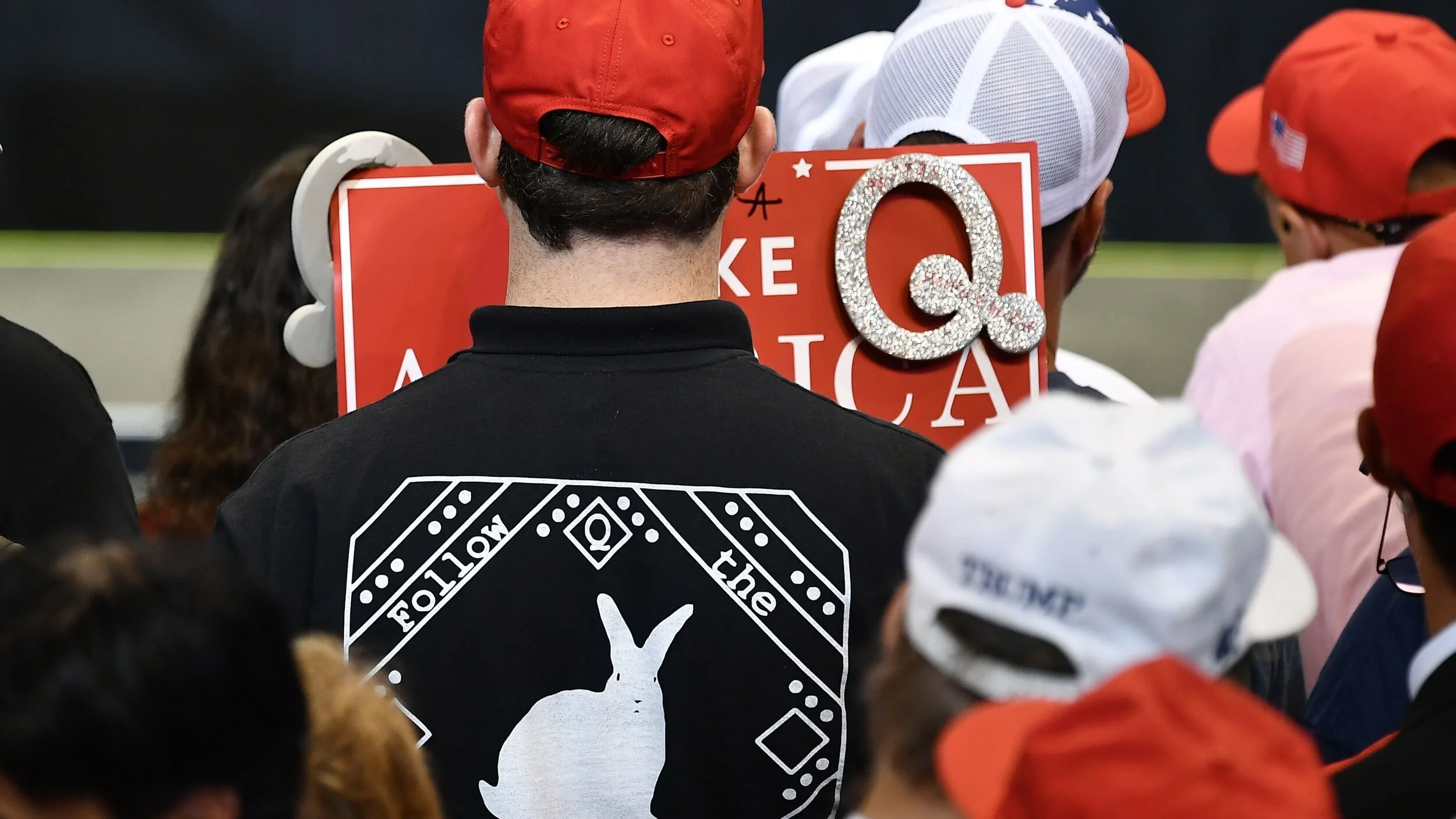 Le monde de QAnon: comment y entrer, pourquoi le quitter. Par Wu Ming (première partie)