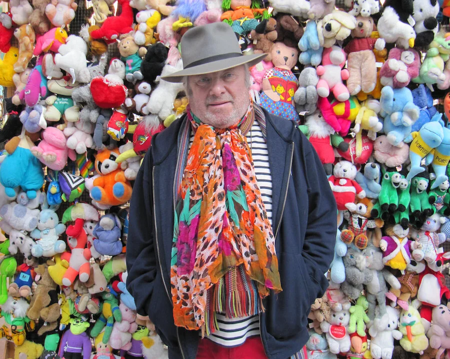 Les grenouilles fourrées de Charlemagne Palestine 